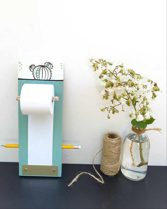 מגנט למקרר תכלת טורקיז עם קקטוס מצויר ביד פנקס קניות למטבח מתנה נהדרת לפסח מתנה לבית חדש מתנה לאמא