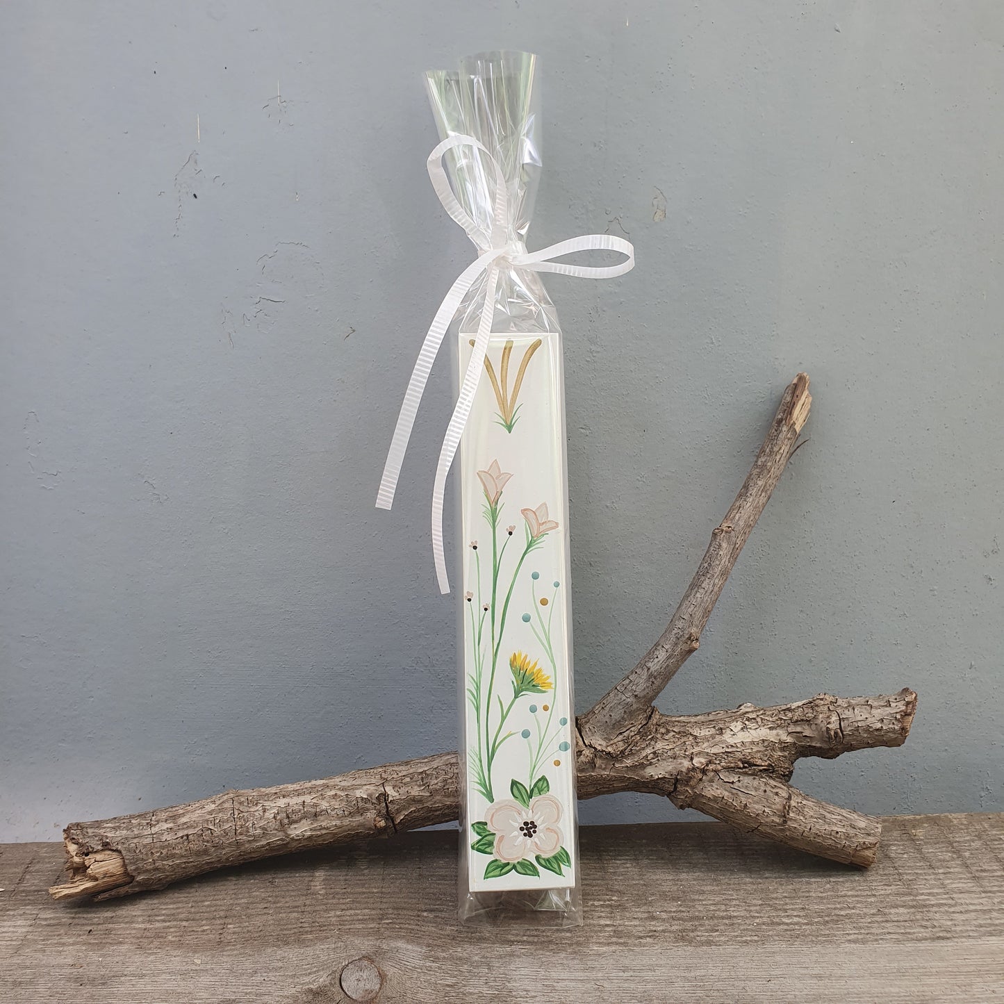 מזוזה מצוירת בעבודת יד עם איור פרחי בר עדינים בסגנון בוטני טבעי, מזוזה אומנותית לכניסה לבית מתנה לבית חדש
מתנה לחתונה
מתנה מיוחדת 