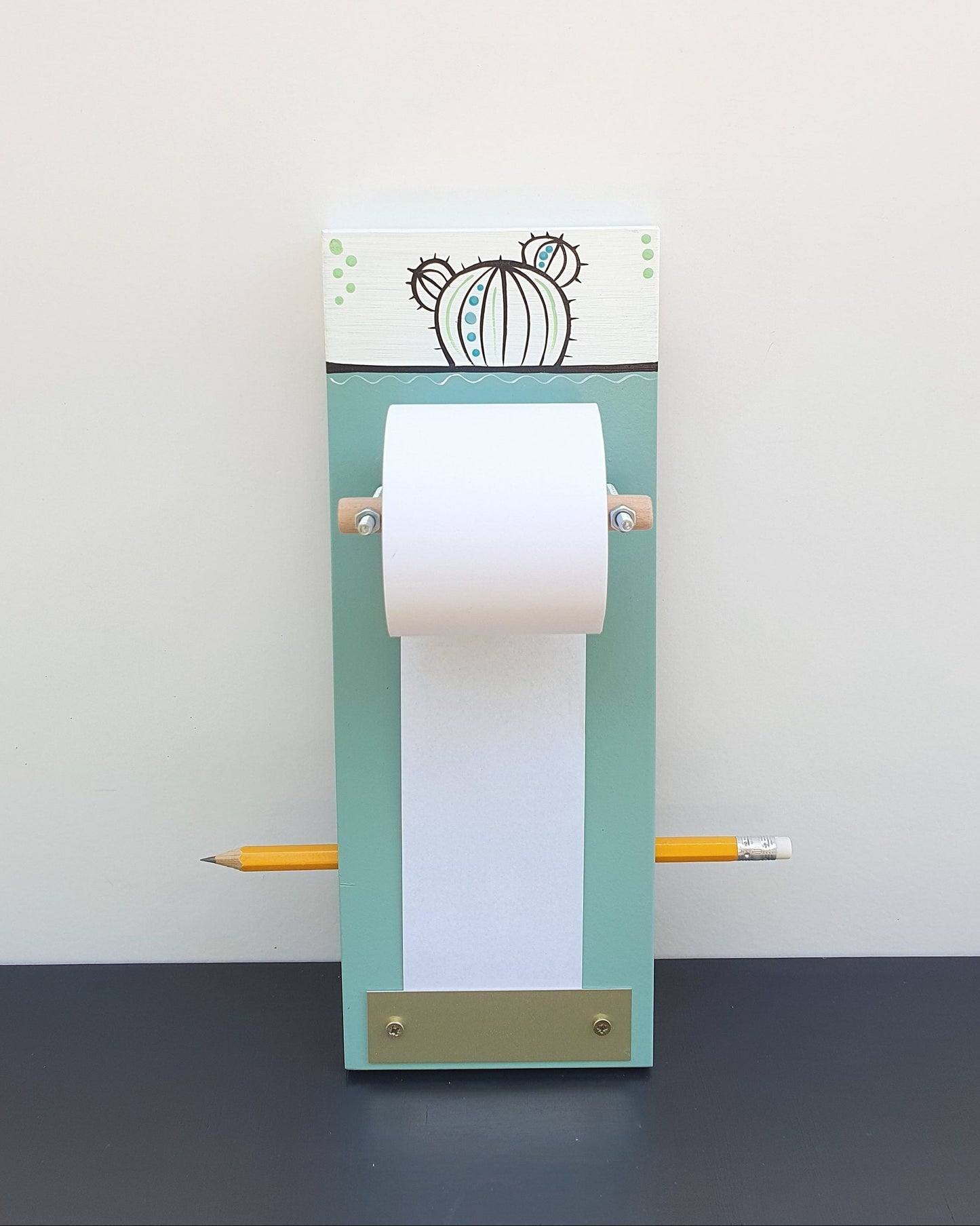 מגנט למקרר תכלת טורקיז עם קקטוס   מצויר ביד פנקס קניות למטבח מתנה  נהדרת לפסח מתנה לבית חדש מתנה לאמא