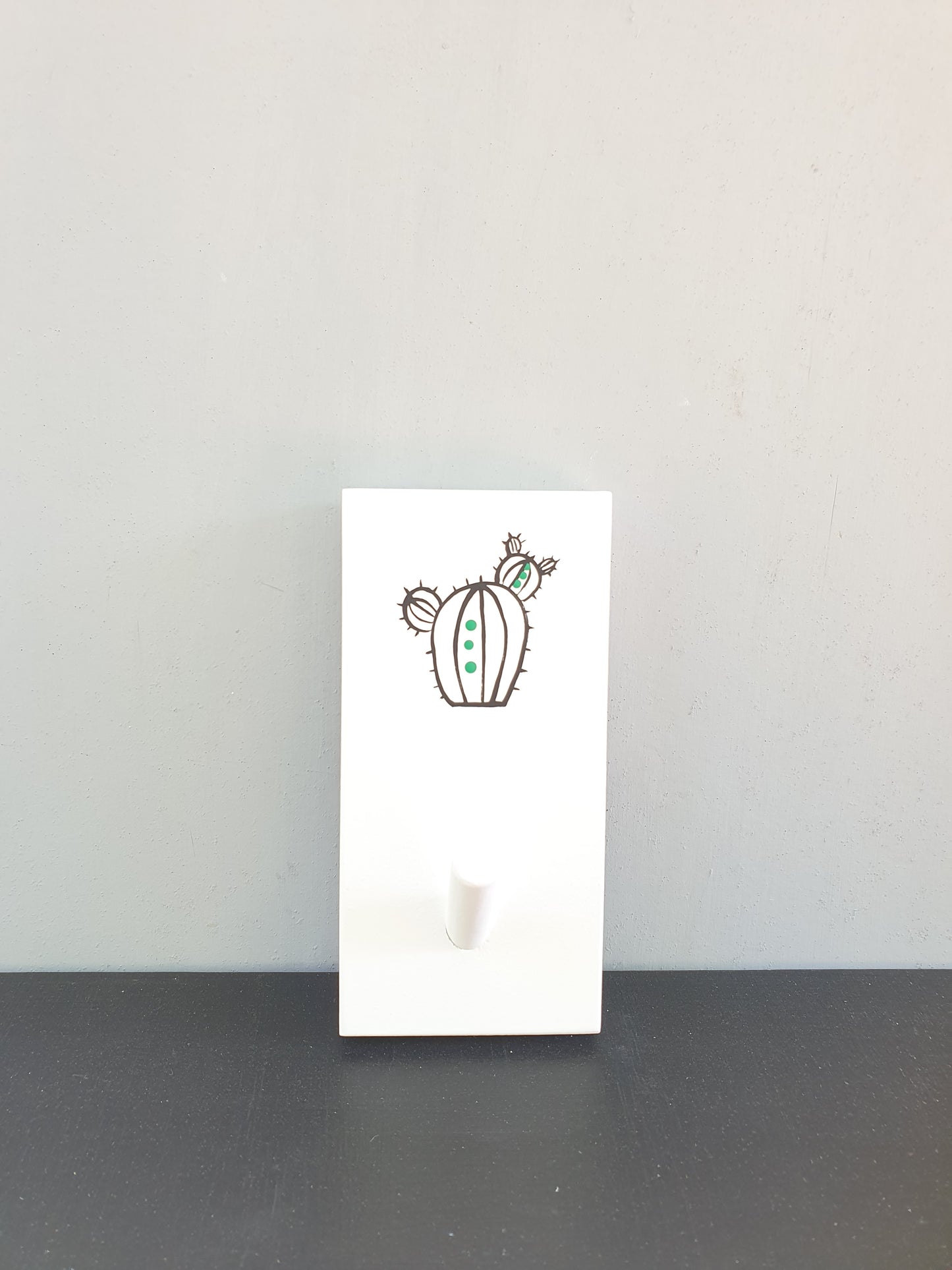 Astar | מתלה עץ עם וו תלייה קקטוס